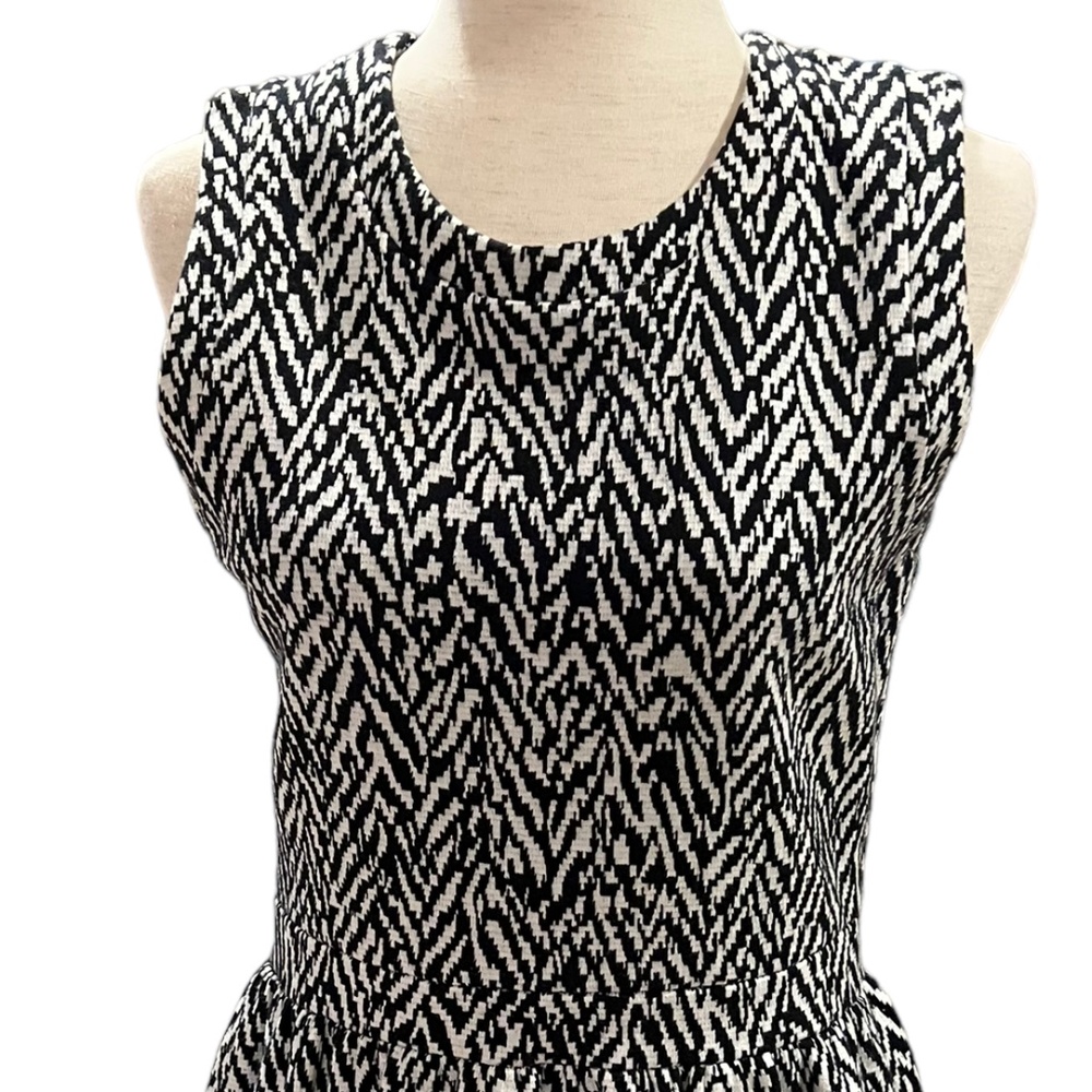 JCrew Hi Line UK Black/White Dress Sleeveless Expose Zipper Fall/Winter Material